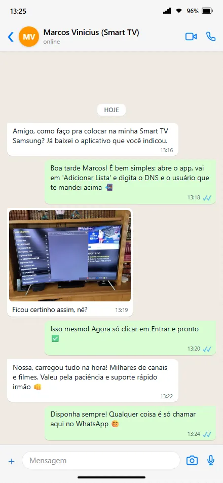 Depoimento de cliente comemorando economia após cancelar TV por assinatura tradicional
